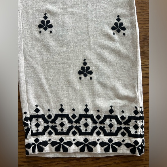 Zara EMBROIDERED WIDE LEG PANTS - Picture 14 of 15